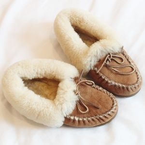 Women's Wicked Good Moccasins--Hardly worn!